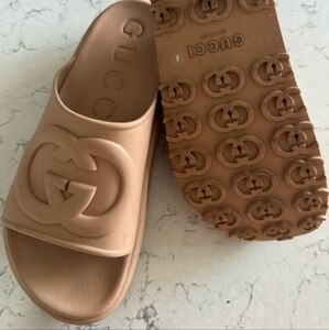 Women's Gucci Miami Platform Slides 10